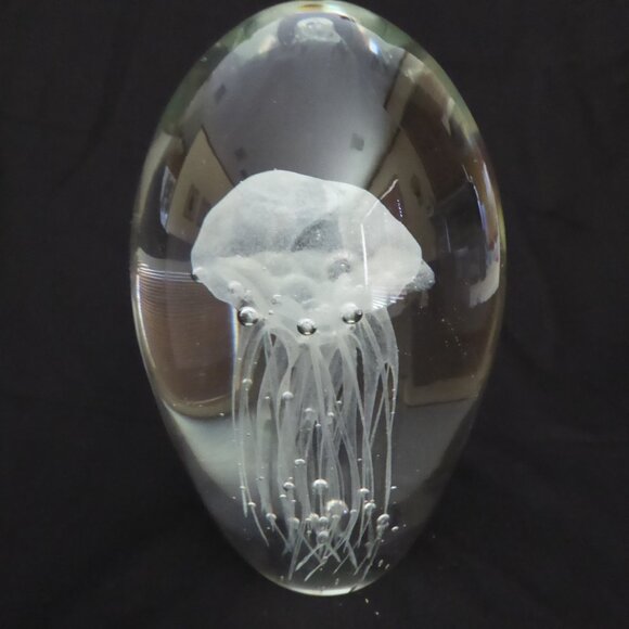 ART GLASS DYNASTY GALLERY WHITE JELLYFISH GLASS PAPER WEIGHT (NEW IN BOX) - Picture 4 of 10
